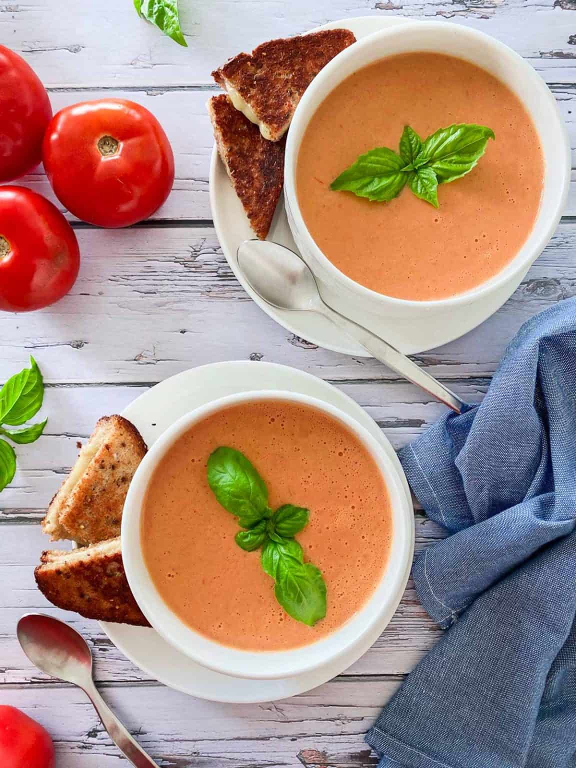 Vegan Tomato Bisque [with fresh tomatoes!] This Healthy Kitchen
