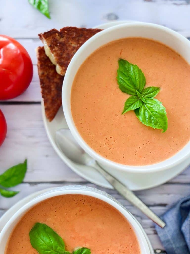 Vegan Tomato Bisque [with fresh tomatoes!] This Healthy Kitchen