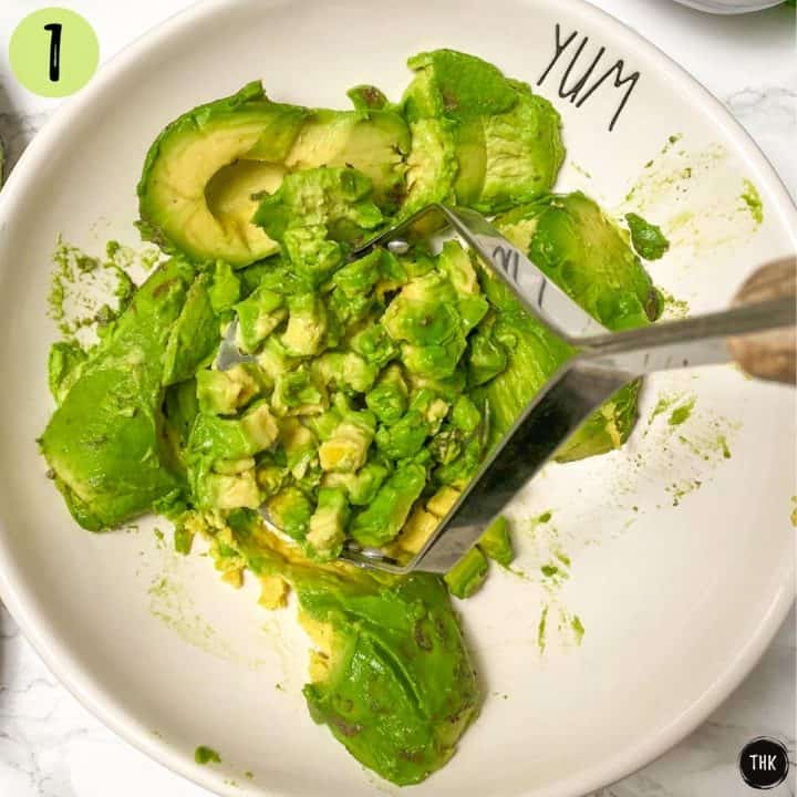 4-Ingredient Guacamole Recipe - This Healthy Kitchen